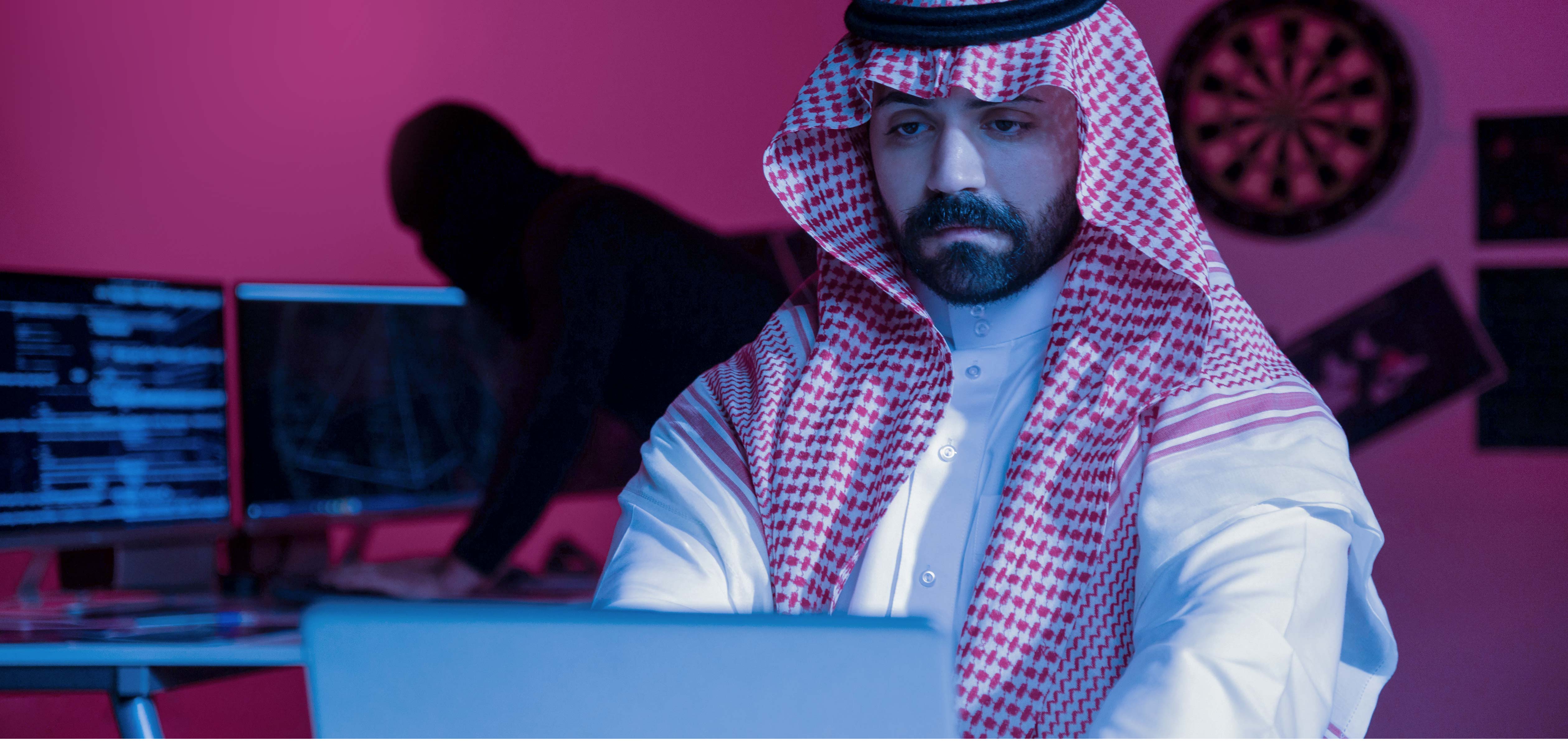 مكافحة غسل الأموال وتمويل الإرهاب - المستوى المتوسط