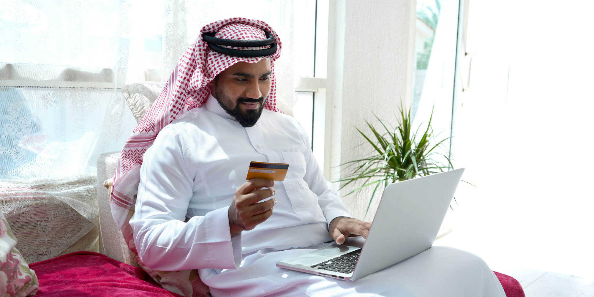 التحفيز على الشراء: التقنيات اللفظية والجسدية لتوليد الرغبة