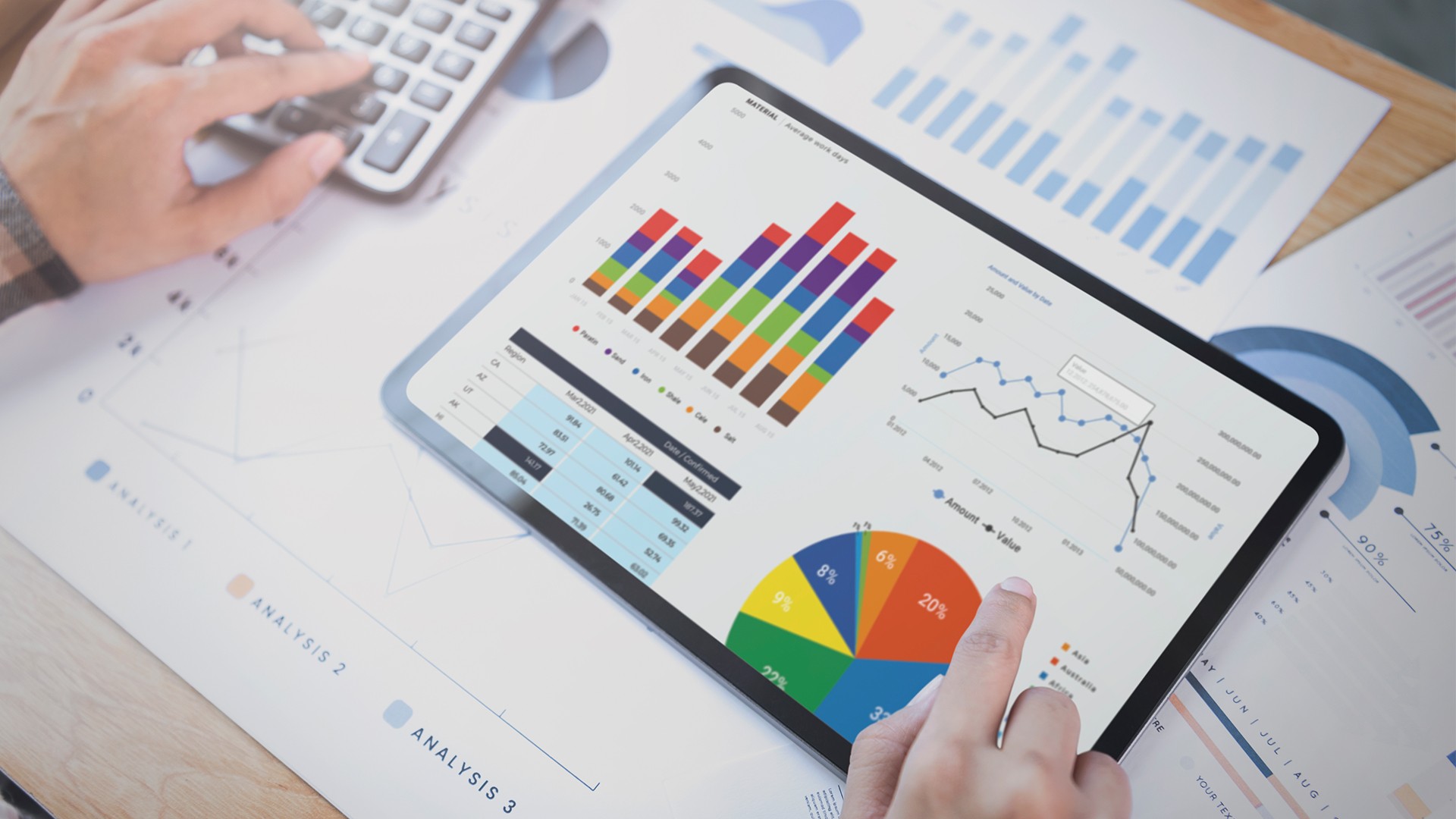 تحليل البيانات – المستوى التقني (Technical) والمستوى التطبيقي (Applied)