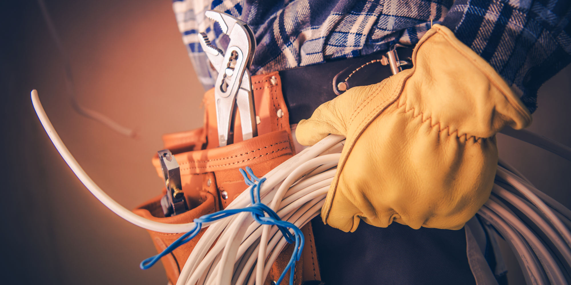 تمديدات كهربائية Electrical Installations